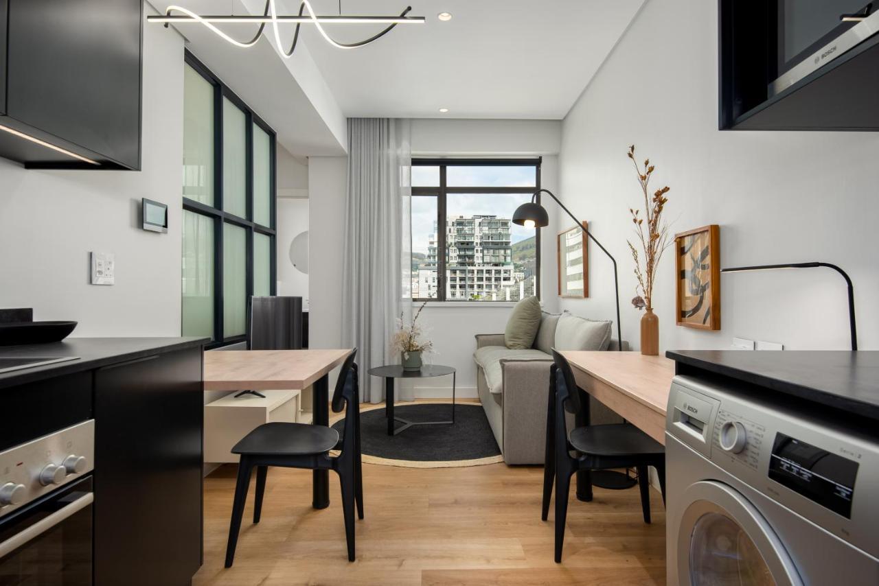 The Carrington Aparthotel By Totalstay Cape Town Bagian luar foto
