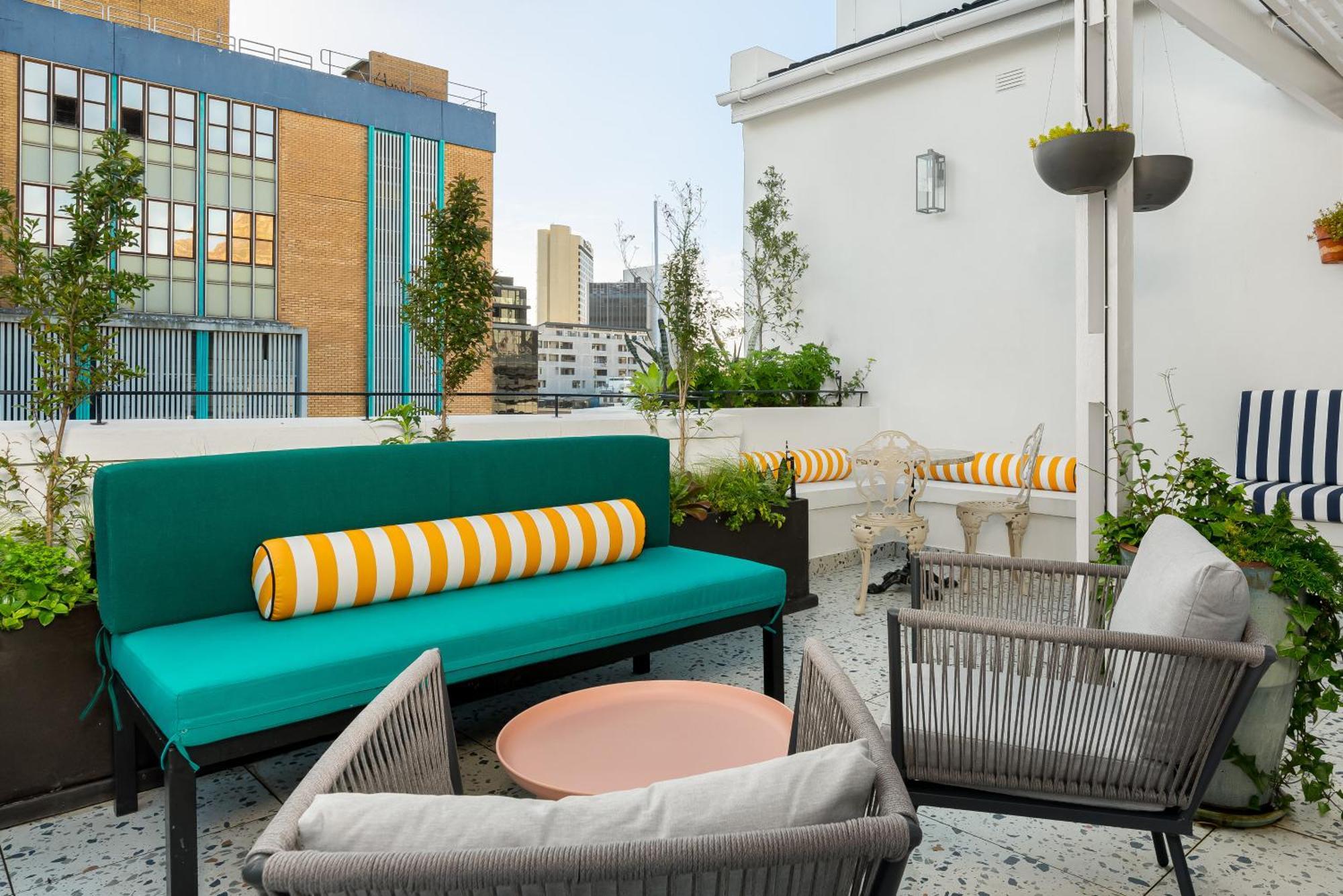 The Carrington Aparthotel By Totalstay Cape Town Bagian luar foto