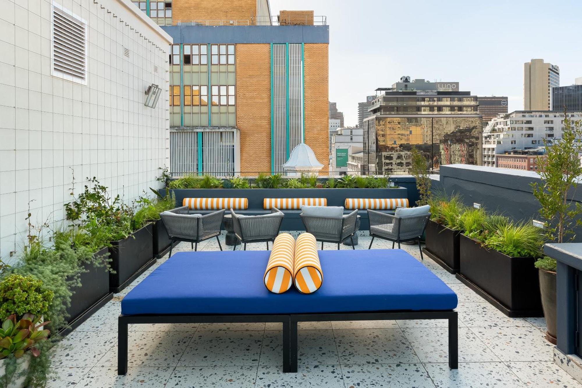 The Carrington Aparthotel By Totalstay Cape Town Bagian luar foto